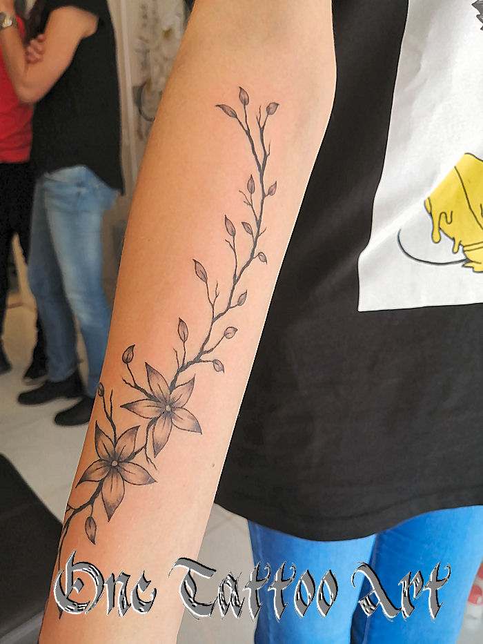 Flash Tattoo  Tatouage éphémère Cerisier en fleur – The Flash Tattoo