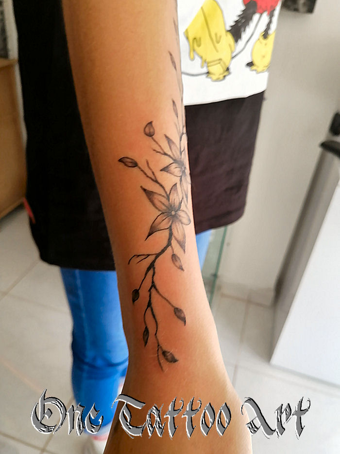 fleur de cerisier one tattoo