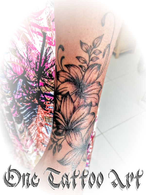 fleur tattoo