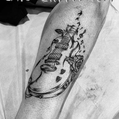 Guitare gibson tattoo one tattoo art
