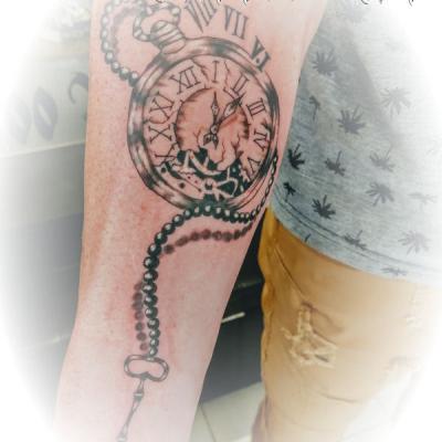 horloge tattoo-one tattoo art
